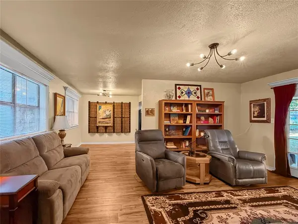 213 S 6th ST, Noble, OK 73068