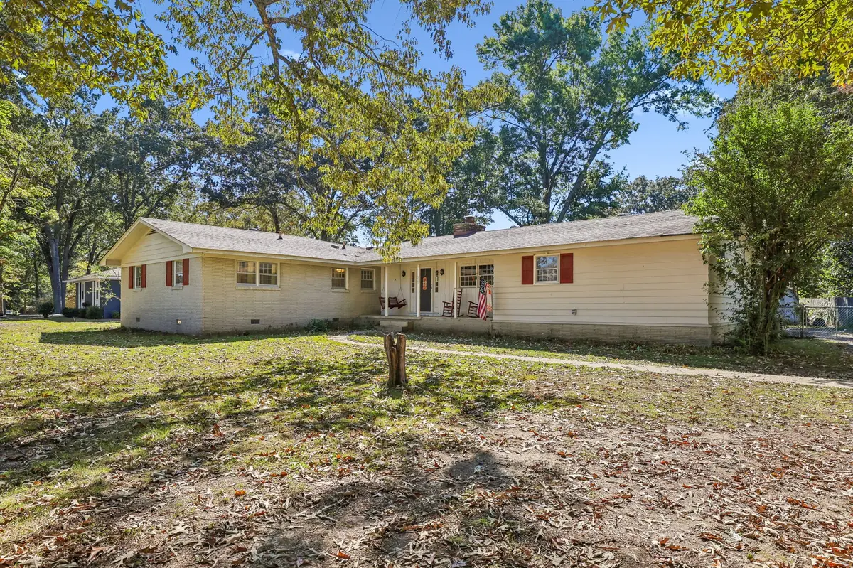 521 Westwood Dr, Tullahoma, TN 37388