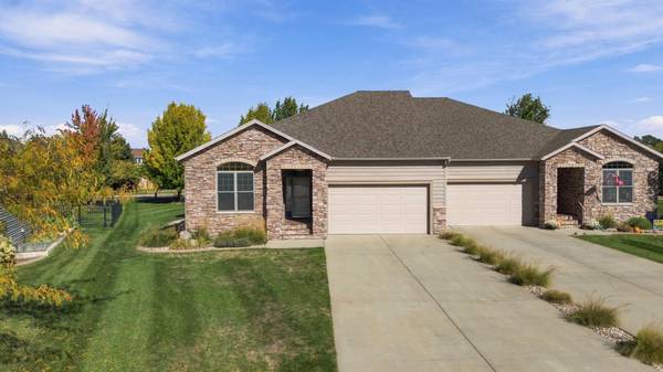 6212 14th ST S, Fargo, ND 58104
