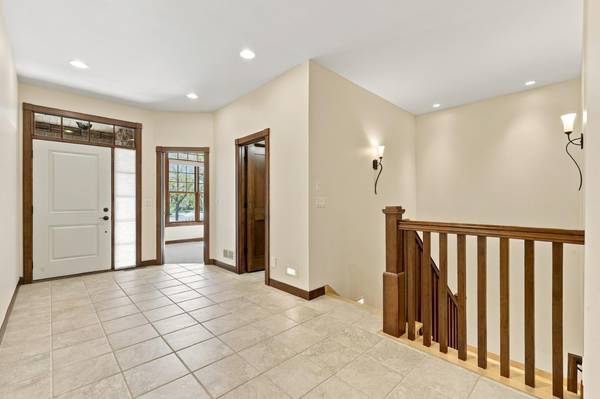 6212 14th ST S, Fargo, ND 58104