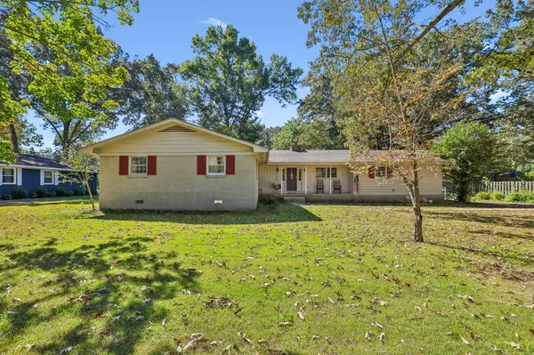 521 Westwood Dr, Tullahoma, TN 37388