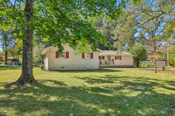 521 Westwood Dr, Tullahoma, TN 37388