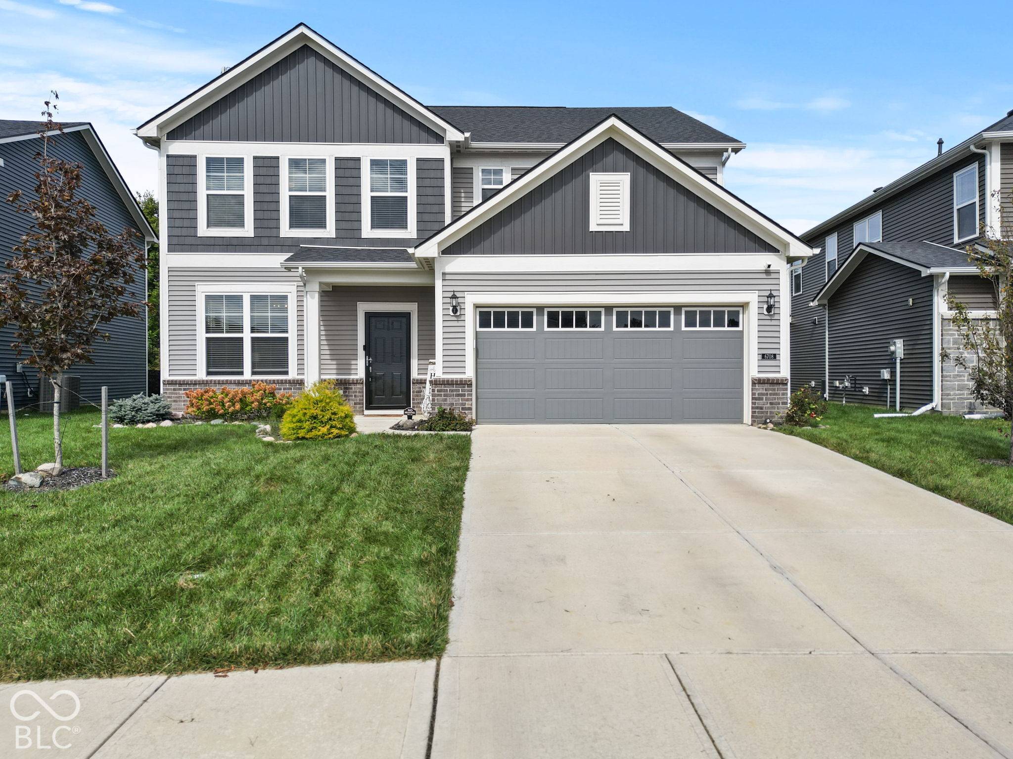 6708 Seattle Slew DR, Whitestown, IN 46075