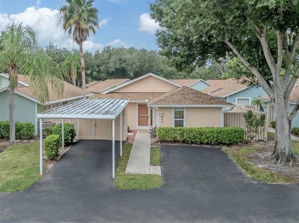 860 CHATHAM DR #860, Venice, FL 34285