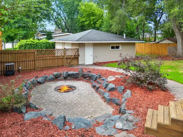 1405 16th ST NW, New Brighton, MN 55112