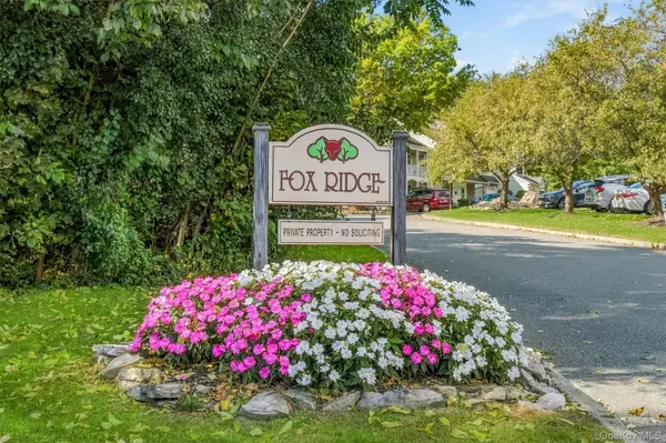 5 S Cambridge CT, Fishkill, NY 12524