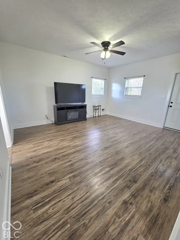 405 W Pearl ST, Waldron, IN 46182
