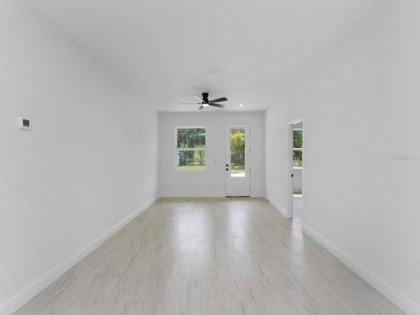 2048 DIXIE AVE, Sanford, FL 32771