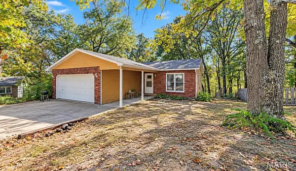 16958 Hemlock LN, St Robert, MO 65584