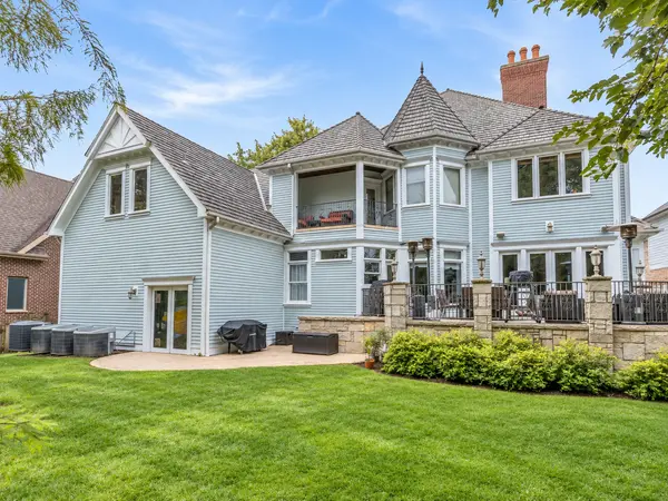 913 JACKSON AVE, Naperville, IL 60540