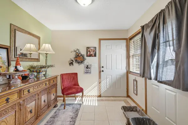 40 Sunrise DR, Kimball, MN 55353