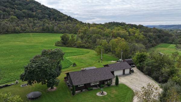 7416 Swede Bottom RD, Houston, MN 55943