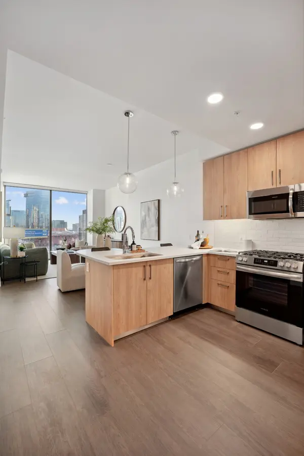 1212 Demonbreun St #A4, Nashville, TN 37203