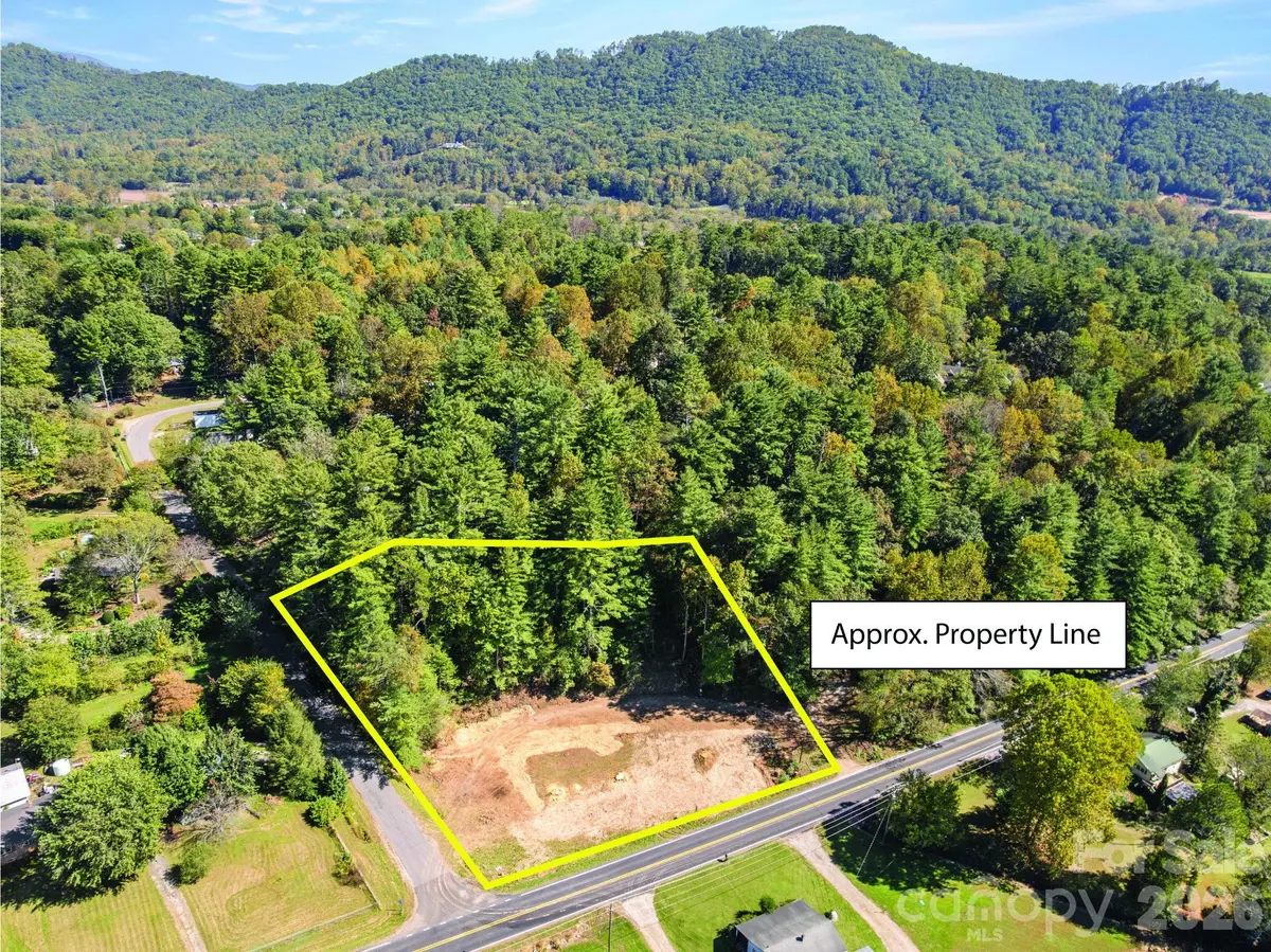 920 Mills Gap RD, Fletcher, NC 28732