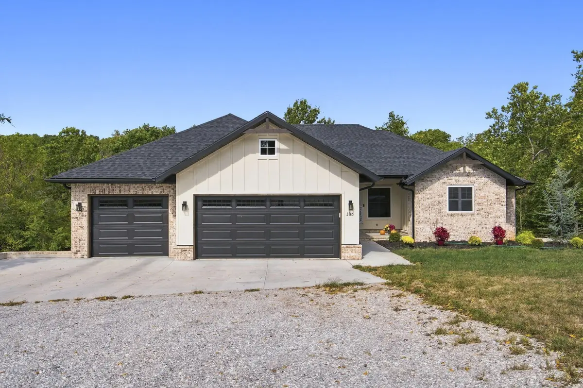 385 Plumtree DR, Ozark, MO 65721