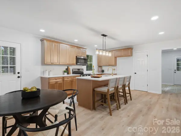 106 Mimosa LN, Fort Mill, SC 29715