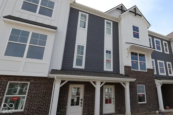 11203 Hobbsbrook DR, Noblesville, IN 46060