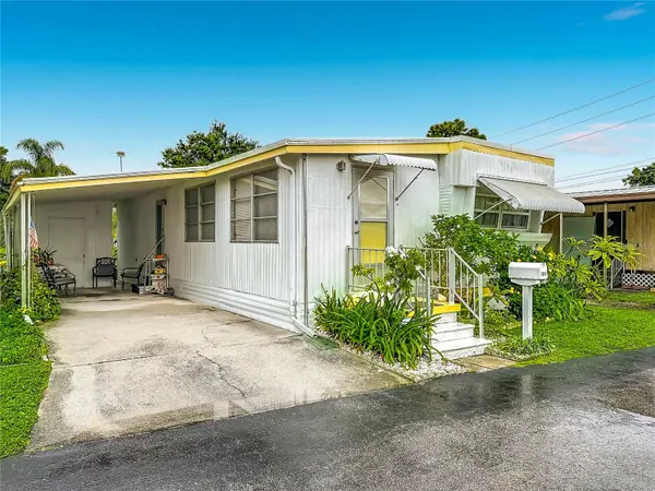 7490 46TH AVE N #101, St Petersburg, FL 33709