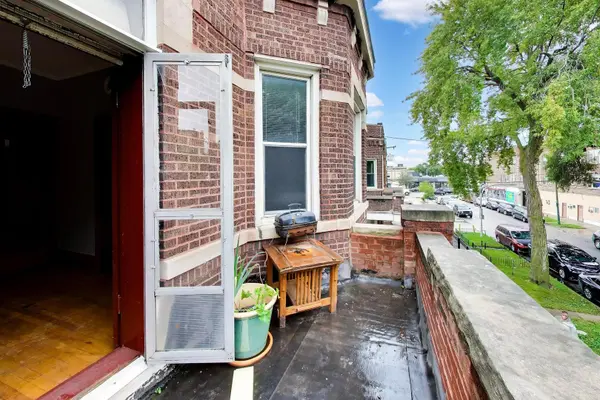 1623 N TRIPP AVE, Chicago, IL 60639