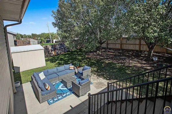 3424 SE Skylark DR, Topeka, KS 66605