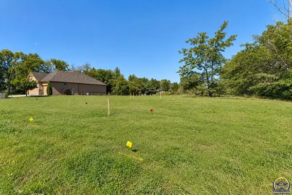0000 SW 44th St, Topeka, KS 66610