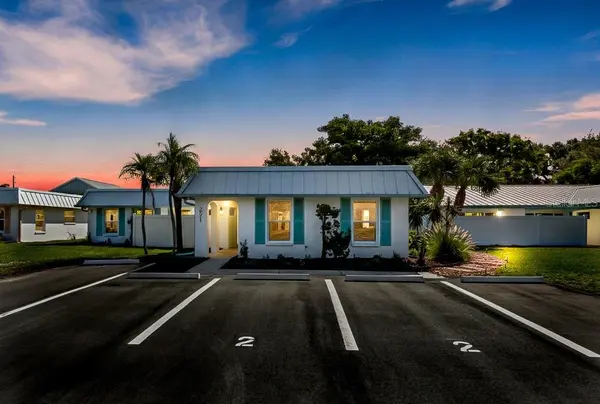 221 BEL FOREST DR #3, Belleair Bluffs, FL 33770