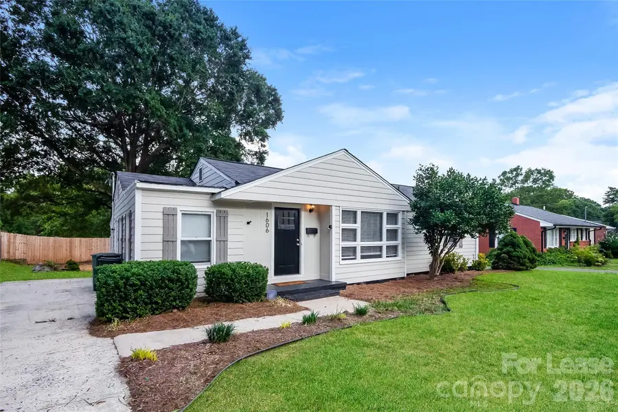 1606 Belmar DR, Gastonia, NC 28052