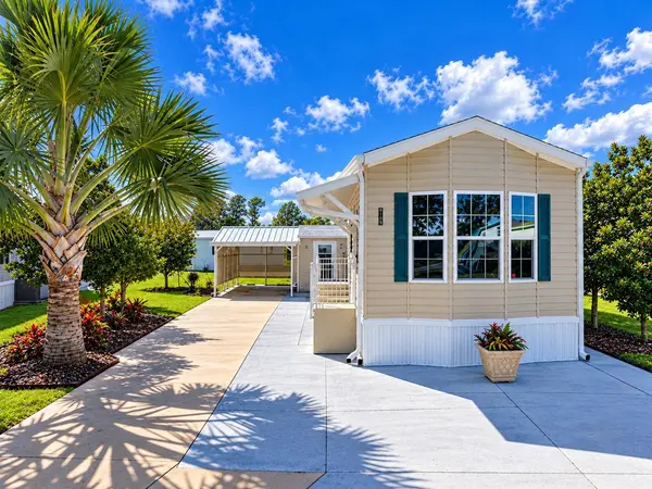 5049 SHORE LINE DR, Polk City, FL 33868