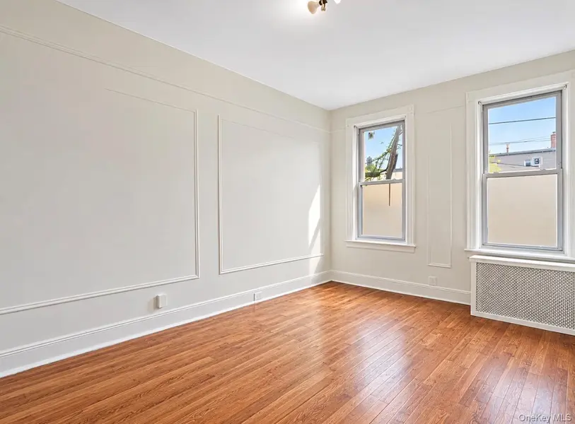 72-07 73rd ST #1R, Glendale, NY 11385