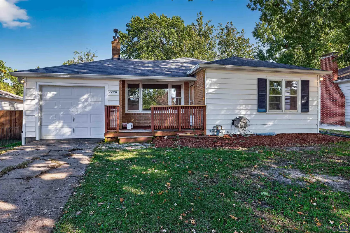 1220 SE Orleans ST, Topeka, KS 66604