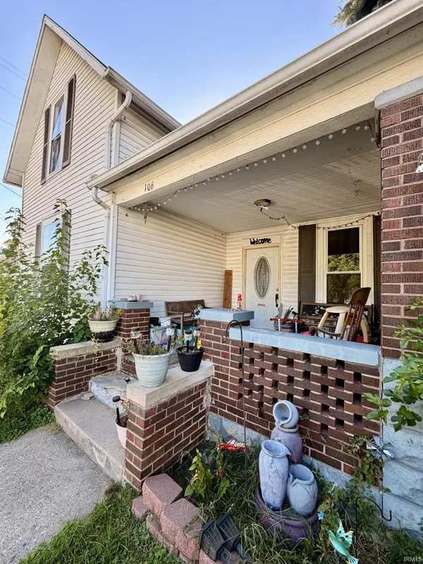 106 N Indiana ST, Roachdale, IN 46172
