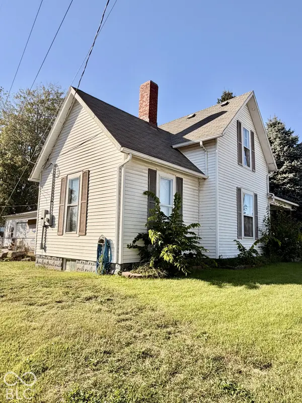 106 N Indiana ST, Roachdale, IN 46172