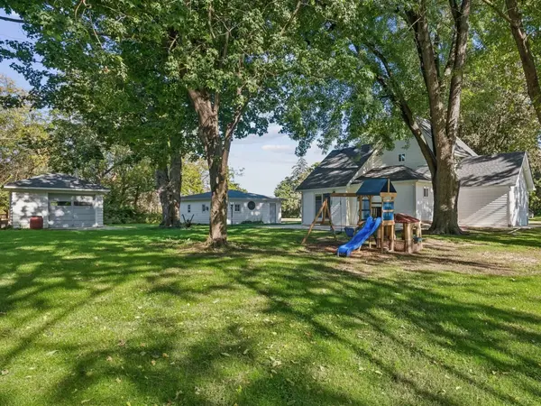 3S530 Finley RD, Sugar Grove, IL 60554