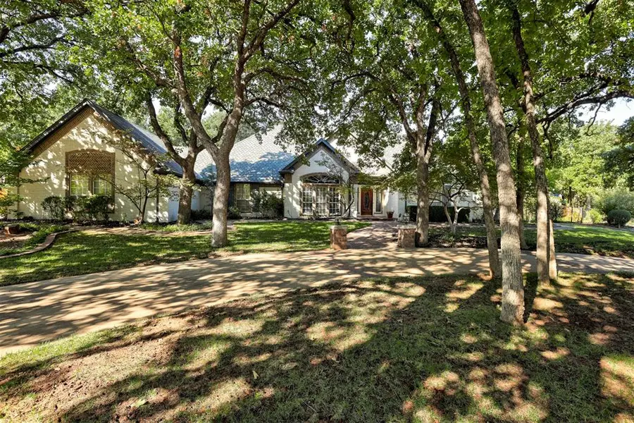 1823 Oak Forest DR, Edmond, OK 73025
