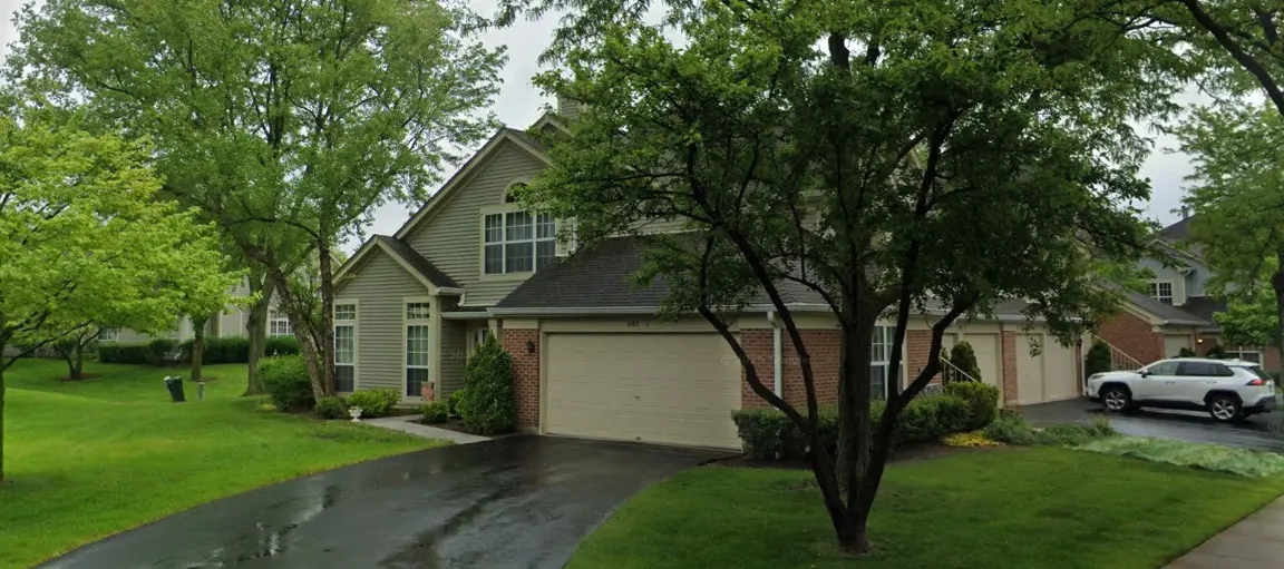 343 Ashford CIR, Bartlett, IL 60103