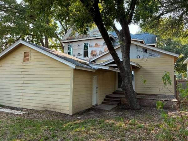 211 N Pleasant Street, Hillsboro, TX 76645