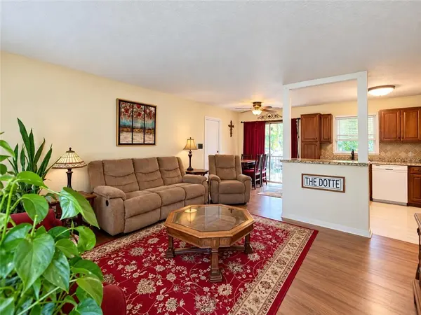 7833 Lathrop CT, Kansas City, KS 66109