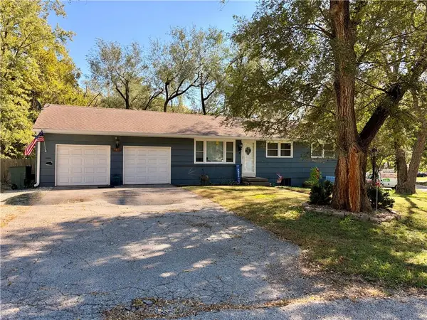 7833 Lathrop CT, Kansas City, KS 66109