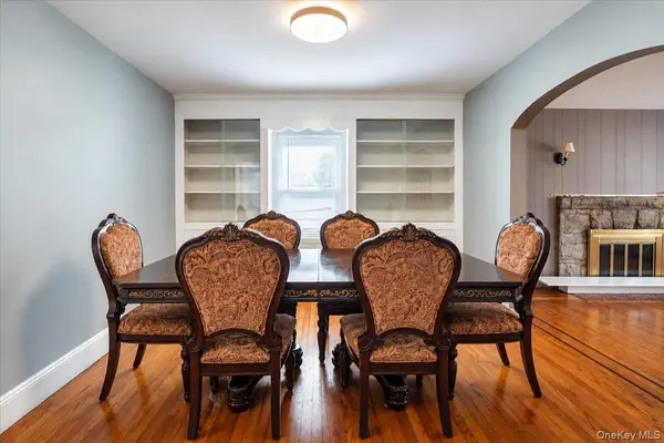 86 W Clinton AVE, Roosevelt, NY 11575