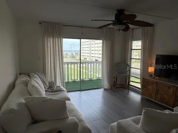 2944 W BAY DR #201, Belleair Bluffs, FL 33770