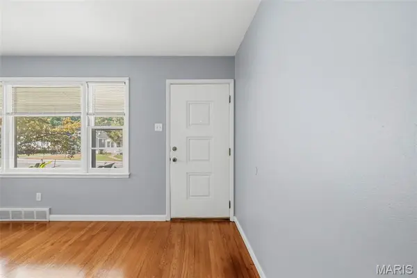 3536 Adie RD, St Ann, MO 63074