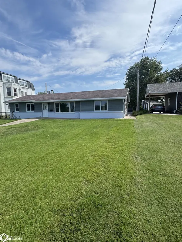814 N Court ST, Ottumwa, IA 52501