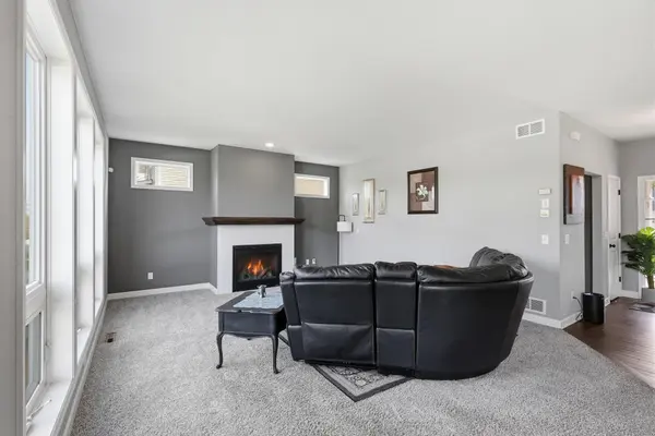 15606 Pennsylvania AVE, Prior Lake, MN 55372