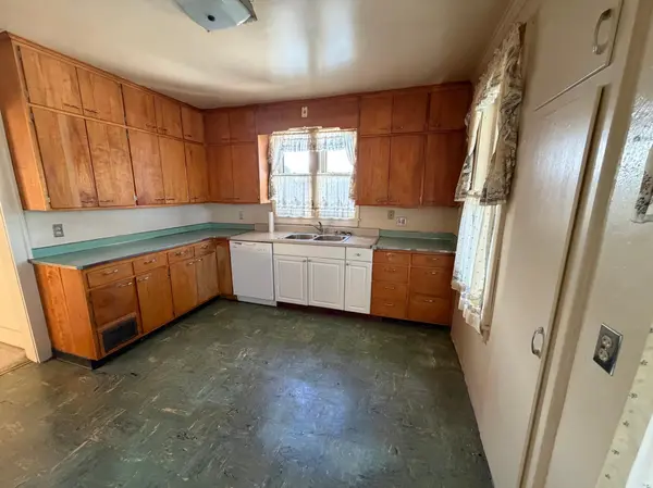 915 4th ST S, Stillwater, MN 55082