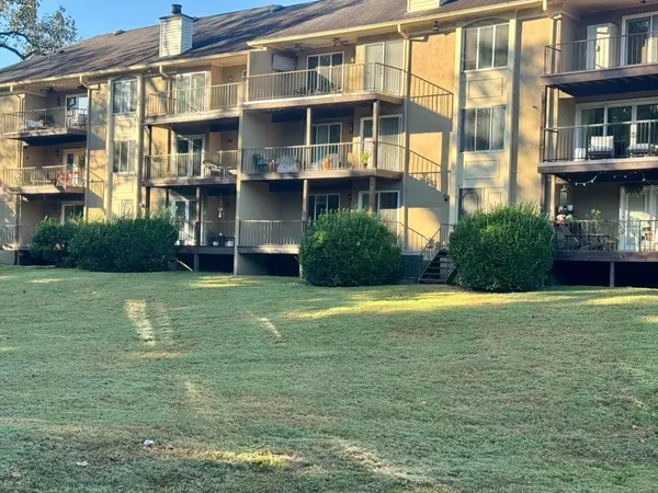 4487 Post Pl #108, Nashville, TN 37205