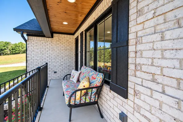 36 Watson Ln, Lawrenceburg, TN 38464