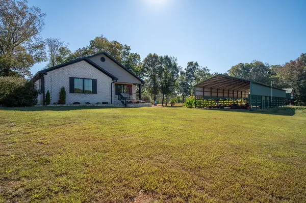 36 Watson Ln, Lawrenceburg, TN 38464