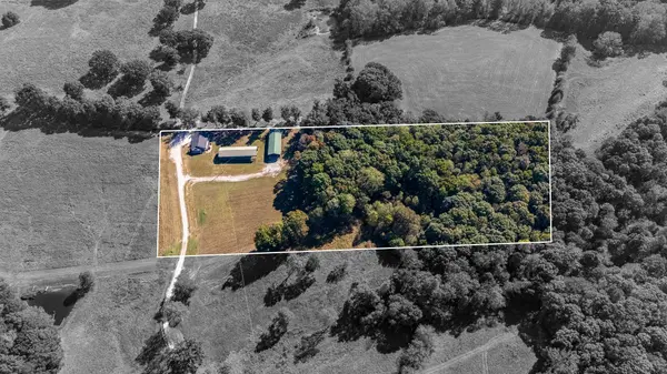 36 Watson Ln, Lawrenceburg, TN 38464