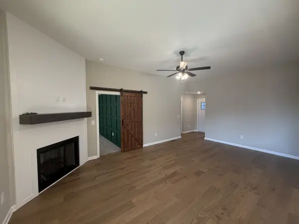 1626 Erika Dr, Clarksville, TN 37042