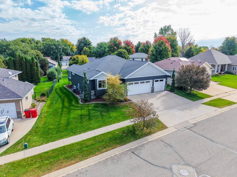 404 13th AVE NW, Kasson, MN 55944